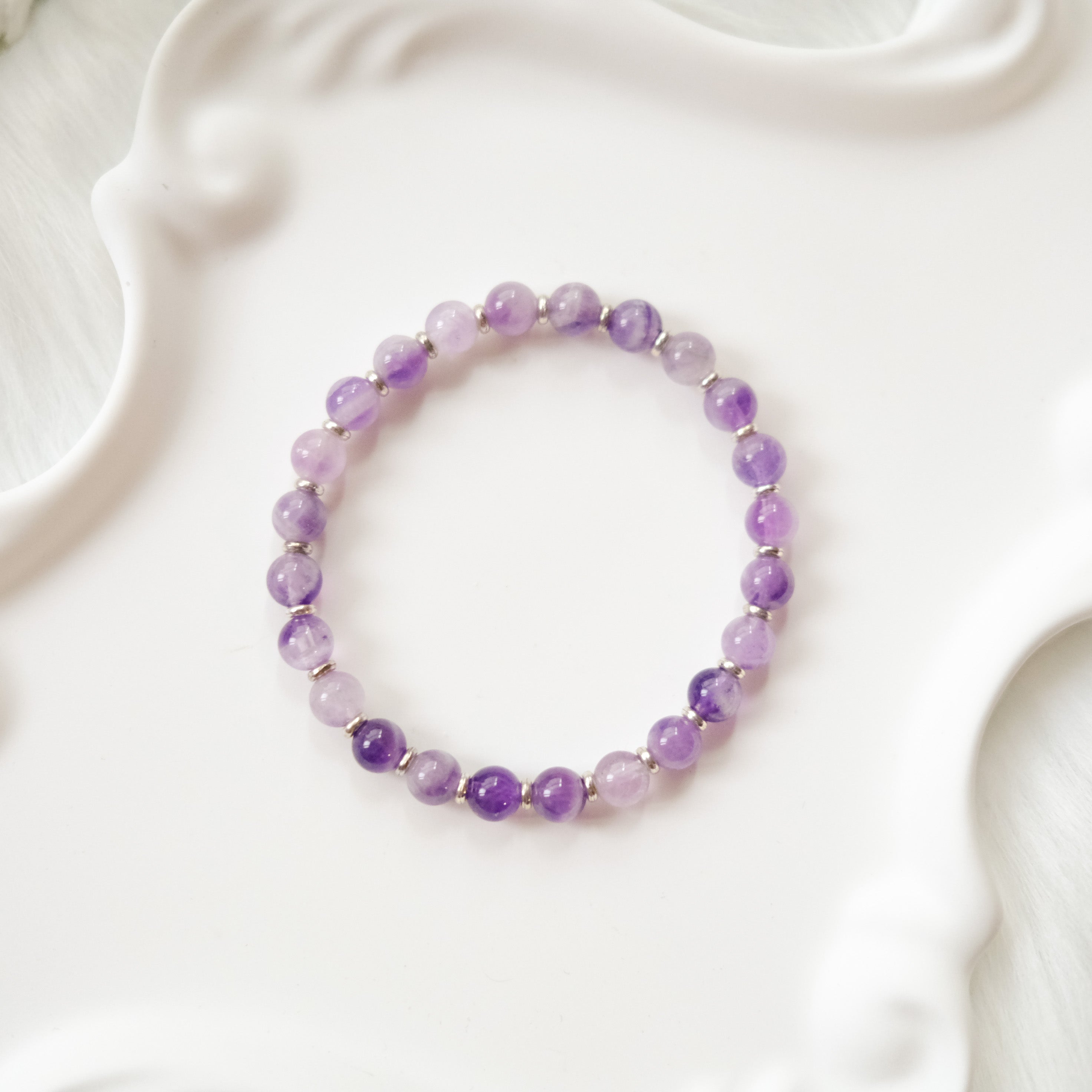 Calm & Clarity – Dreamy Amethyst Bracelet