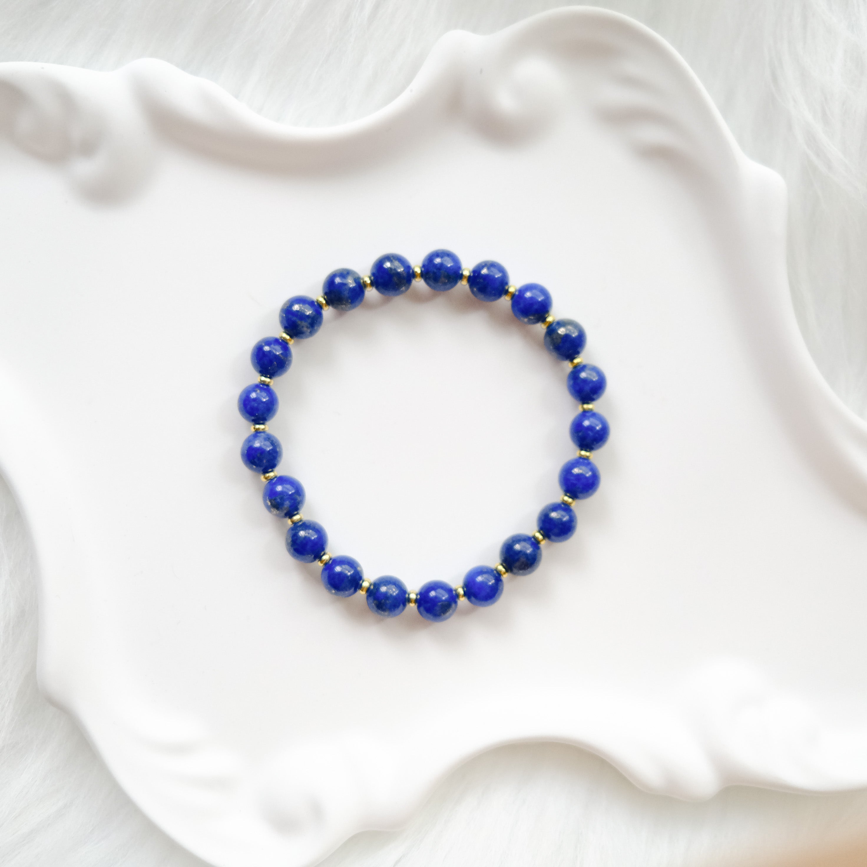Inner Truth & Clarity – Lapis Lazuli Bracelet