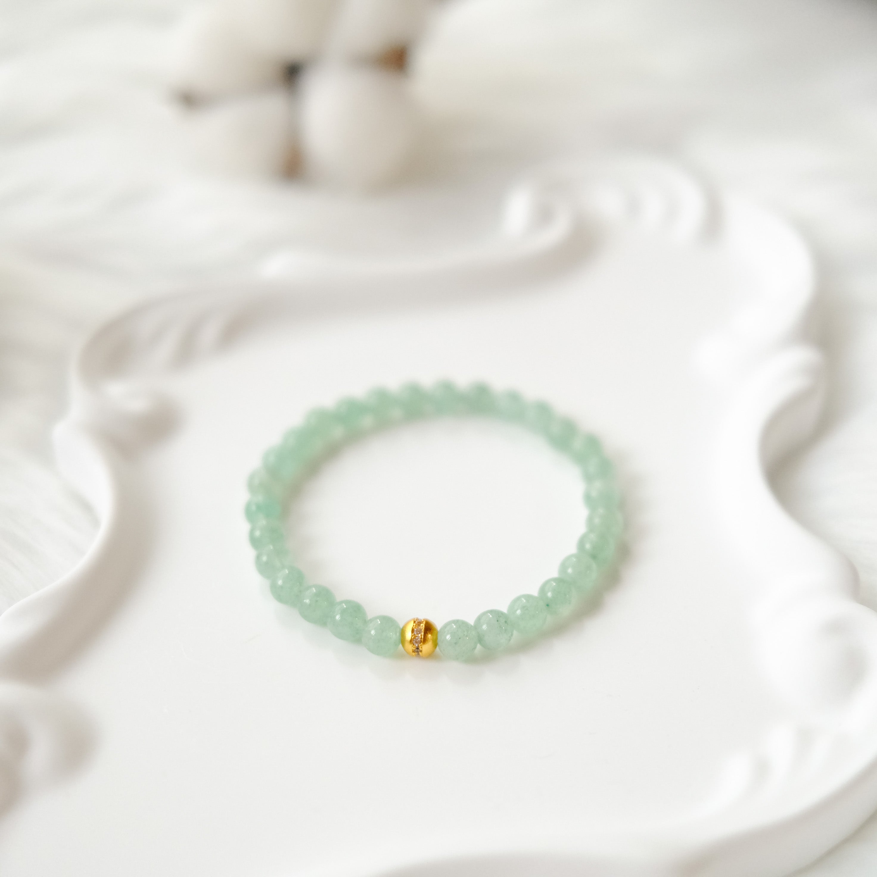 Emotional Harmony – Green Strawberry Quartz Bracelet