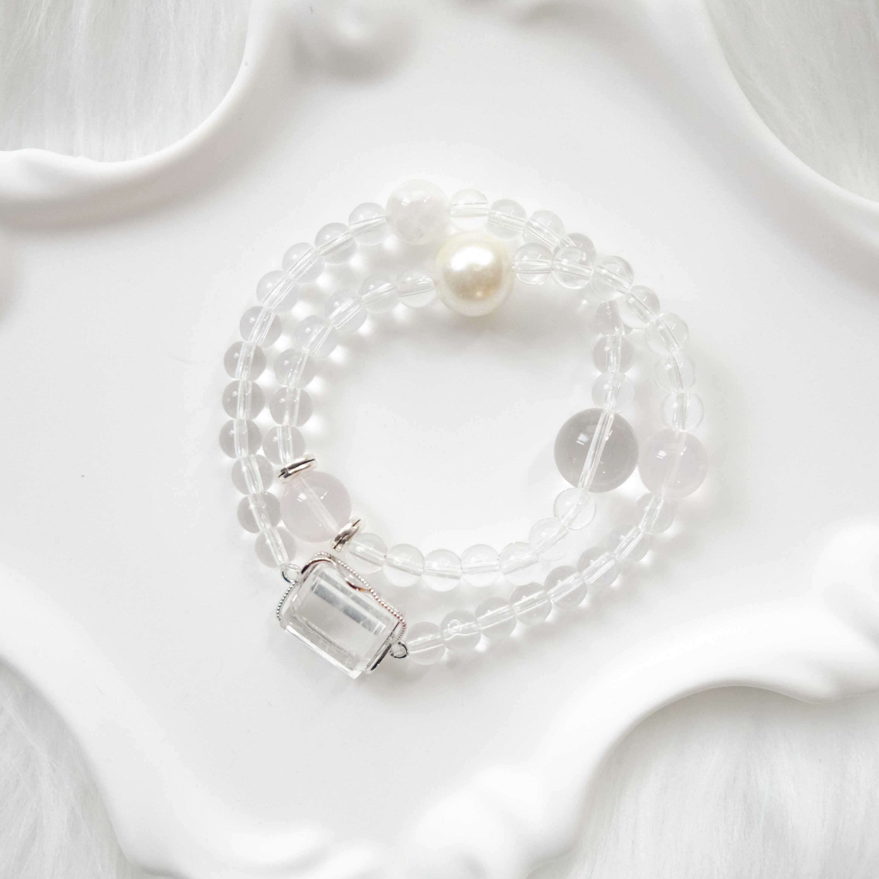 Purity & Calm – Pearl, Clear Quartz & Snow Phantom Bracelet