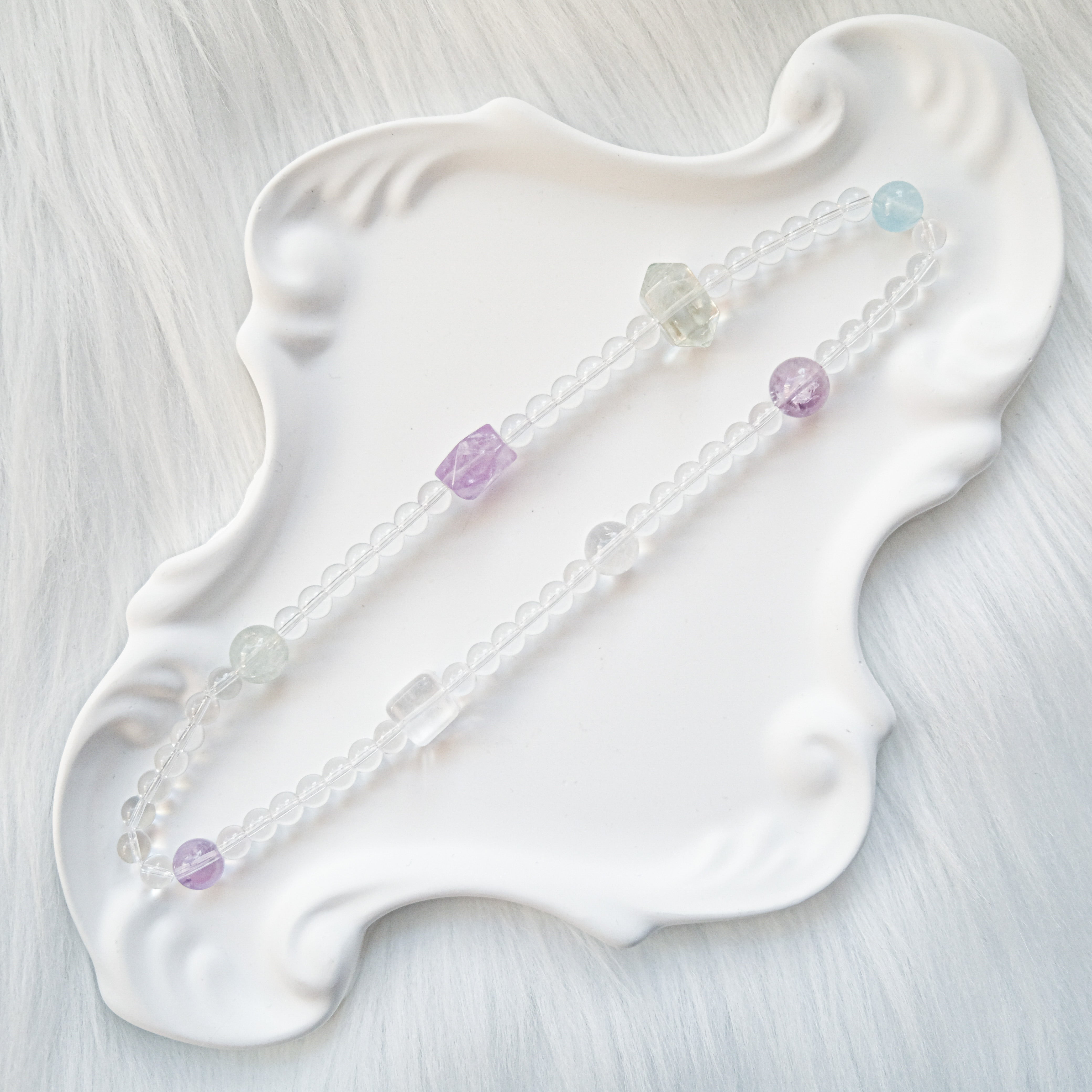 Clarity & Emotional Balance – Amethyst, Green Quartz & Aquamarine Bracelet
