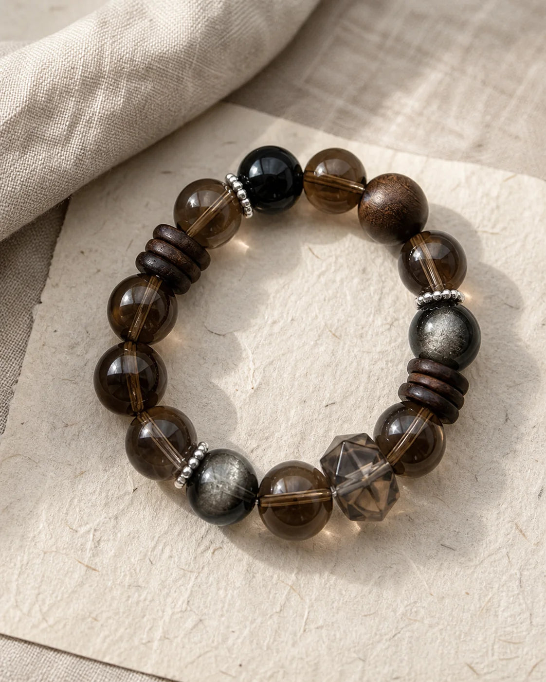 Aged Oolong bracelet material detail