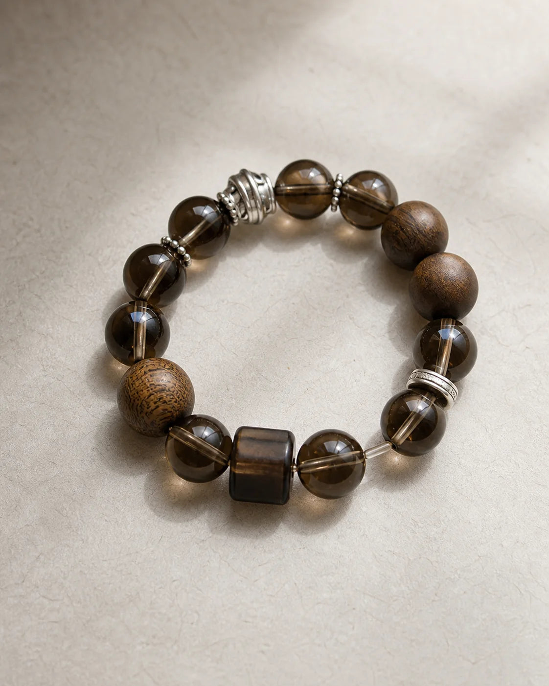 Ancient Tree Sheng Pu’er bracelet material detail